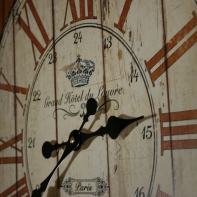 Hodiny nástenné Grand Hotel du Louvre