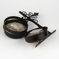 Nástenné hodiny obojstranné 23x28x9cm