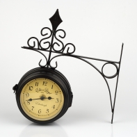 Nástenné hodiny obojstranné 23x28x9cm