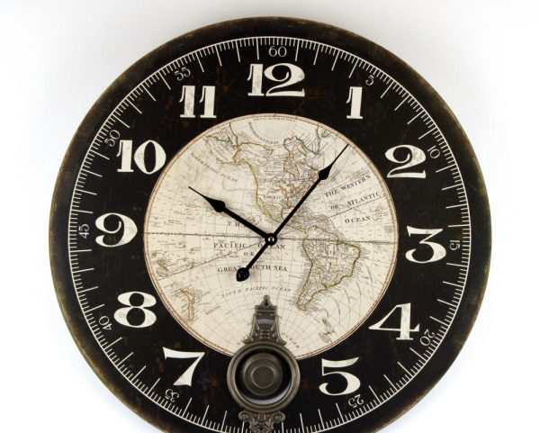 Hodiny nástenné s mapou a kyvadlom 58cm