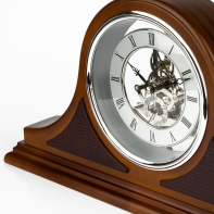 Stolové drevené hodiny 39,5 cm
