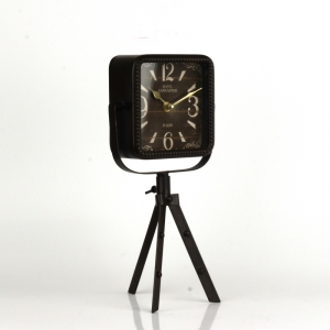 Hodiny stolný Hotel Lancaster 17x10x34cm- poškodené chýbajúce nohy