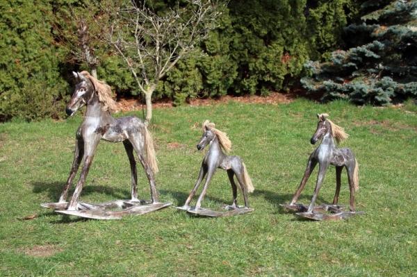 Hojdací kôň drevená dekorácie 38cm