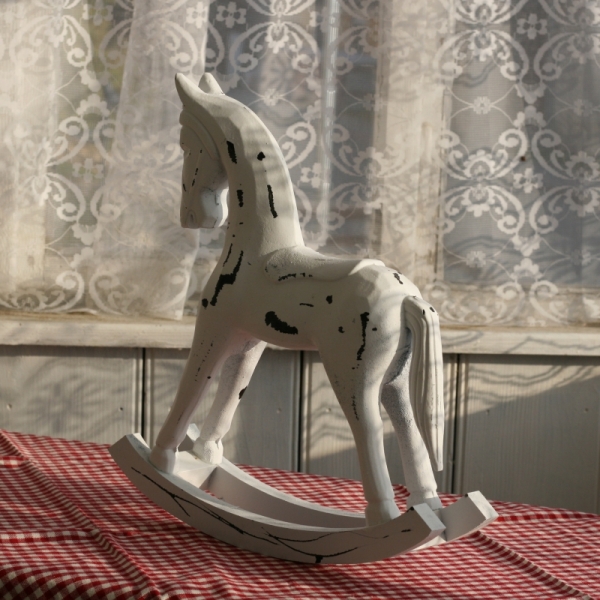 Hojdací kôň drevený biely 34x33cm