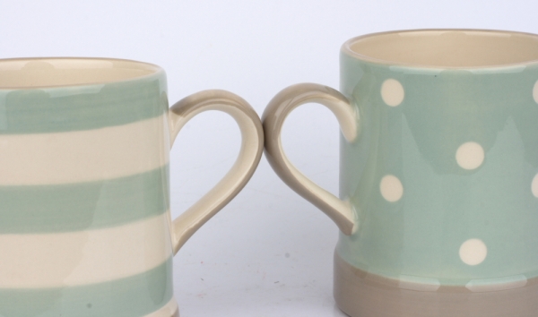 Hrnček s pruhmi Cream AND Country 400ml