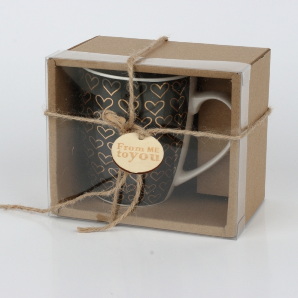 Hrnček so srdiečkami v darčekovom balení 360ml