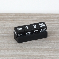 Kalendár 12x4,5x6cm dek5304