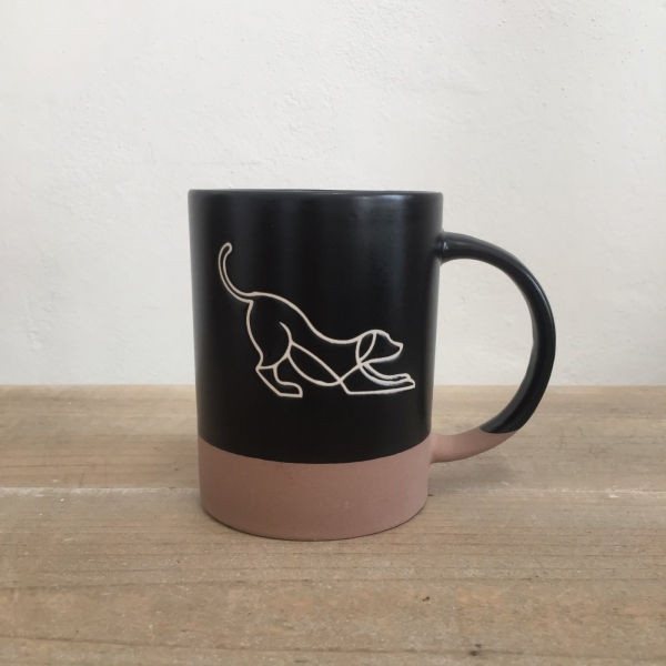 Kameninový hrnček so psíkom tmavý 400ml