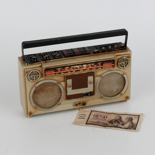 Pokladnička na peniaze kazeťák 23cm 