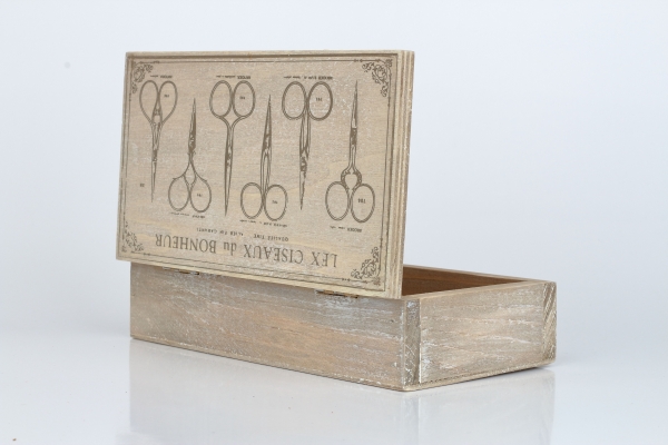 Kazeta na šitie drevená 18x10x5cm