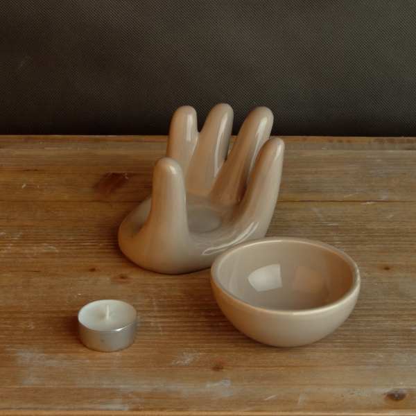 Keramická aromalampa dlaň krémová