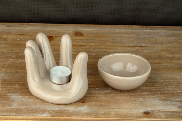 Keramická aromalampa dlaň krémová