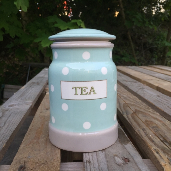 Keramická dóza na čaj CREAM AND COUNTRY 14,5cm