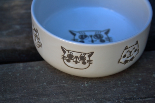 Keramická miska pre mačky biela 300ml