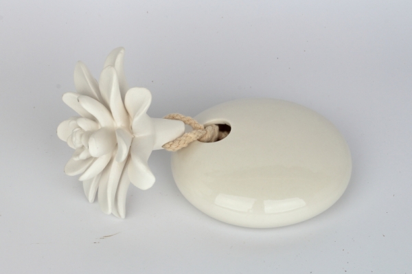 Keramický dizajnový difuzér biely oválny Blanco Frutos Rojos 200ml