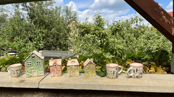 Keramický domček 12 x 7,5 x 6 cm