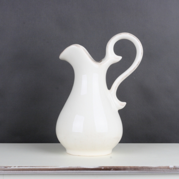 Keramický džbán s patinou