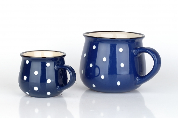 Keramický hrnček modrý s bodkami 770ml