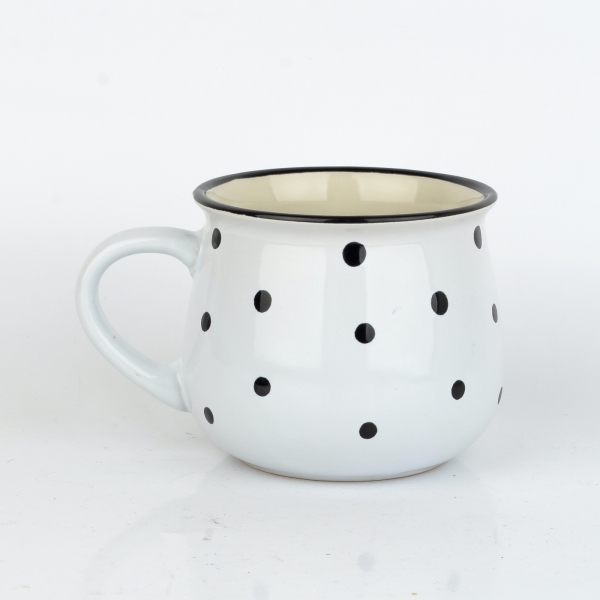 Keramický hrnček s bodkami biely objem 770 ml