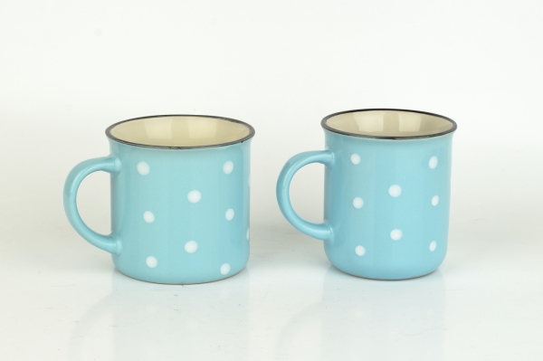 Keramický hrnček svetlo modrý s bodkami