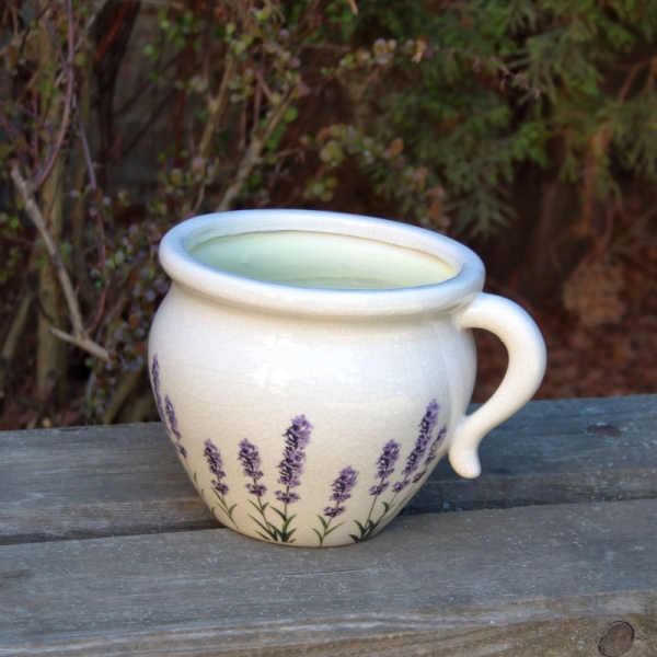 Keramický kvetináč s motívom levandule