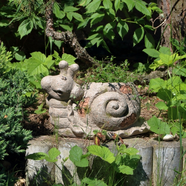 Keramický kvetináč slimák 24×25,5×40 cm