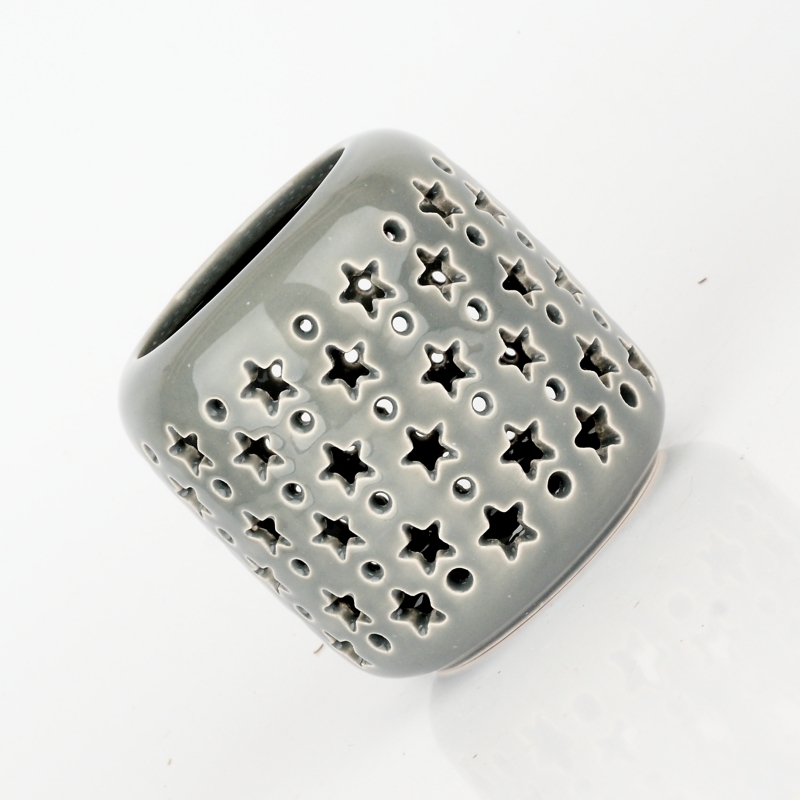 Keramický svietnik sivý 9,5x9,5cm