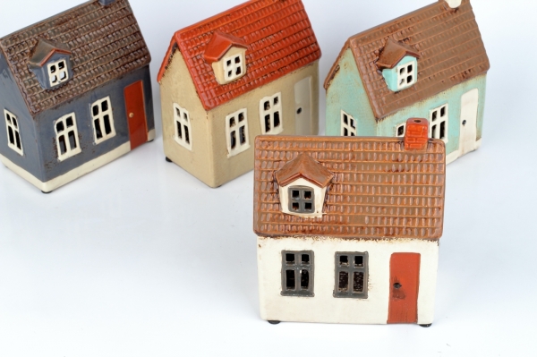 Keramický vianočný domček 17x7x13cm