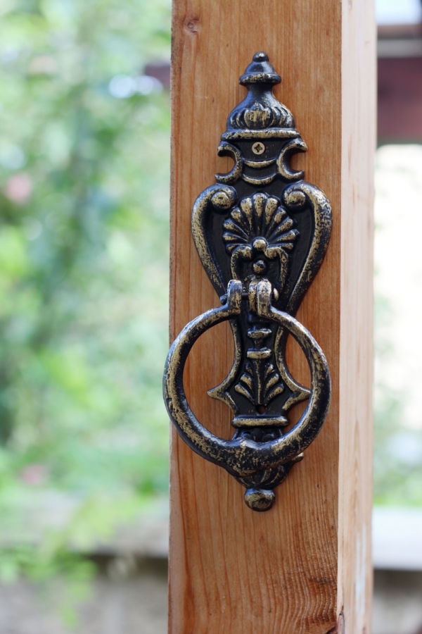 Klopadlo na dvere mosadz 24x9cm