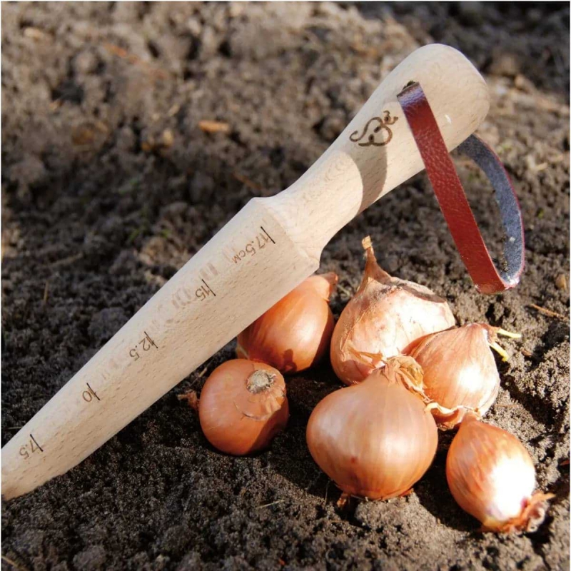 Kolík na stávkovanie s mierkou 26,7 cm