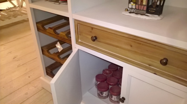 Komoda na vína Novaline 102x106x46cm 30kg