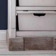 Komoda so zásuvkou a košíky Provence