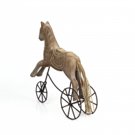 Koník drevený na bicykli 20×19,5×4,5cm