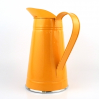 Konvička kovová oranžová