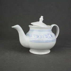 Konvička modré ruže 0,8l - poškodená pokrievka !