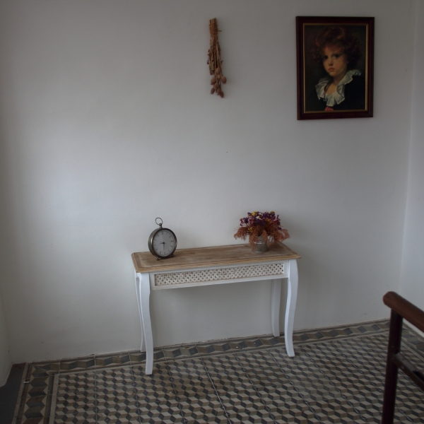 Konzolový stolík drevený 90x33,5x61,5cm