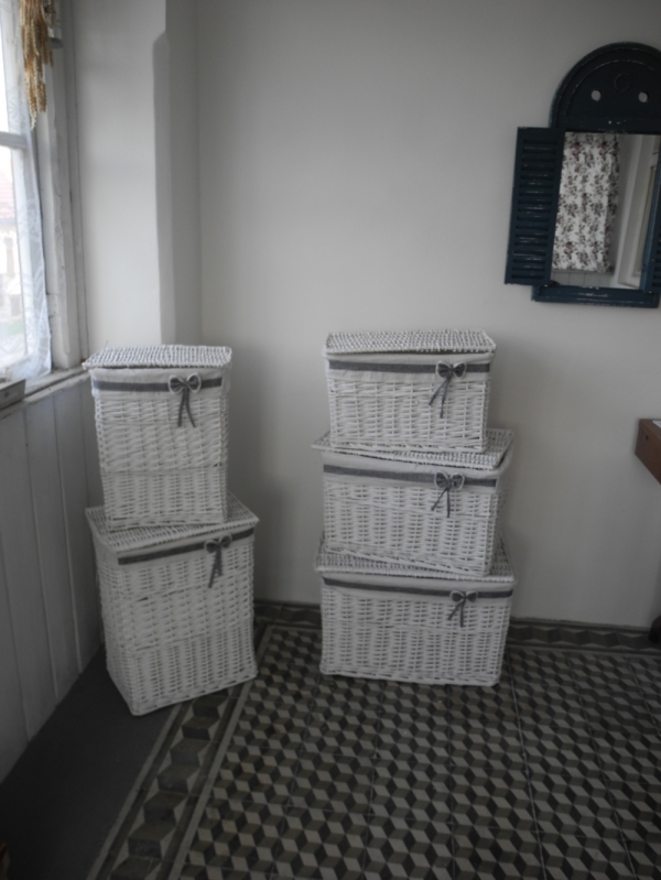 Kôš na bielizeň biely