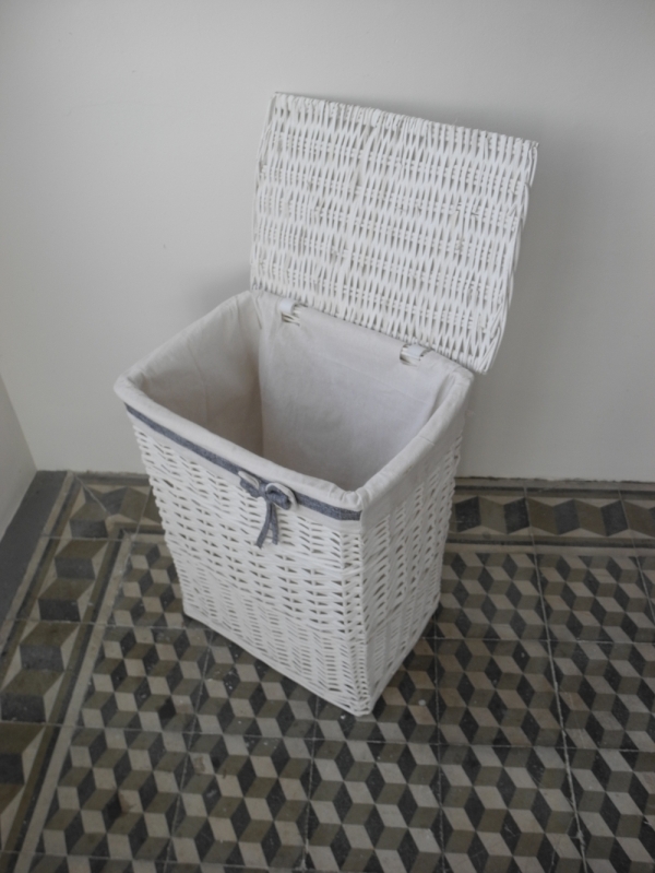 Kôš na bielizeň biely