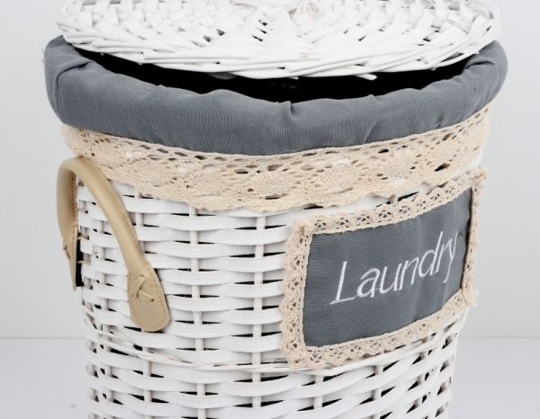 Kôš na bielizeň s koženými pútkami malý