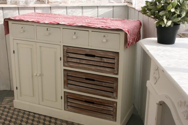 Kockovaný obrus behúň so srdcom 140x45cm