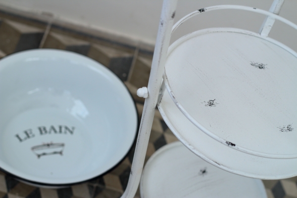 Kúpeľňový retro stojan biely 80cm