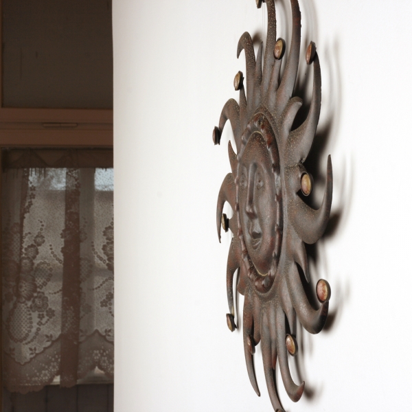 Kovová dekorácie na stenu slnko 51cm