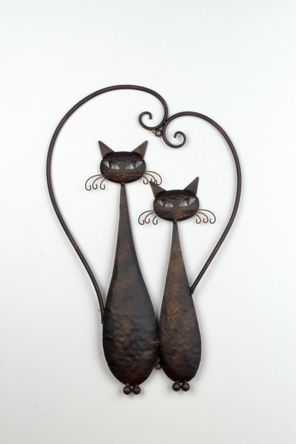 Kovová dekorácia na stenu zaľúbené mačky 32x52cm