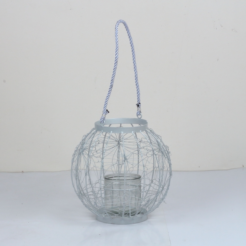 Kovová lucerna prepletaná 25x28cm