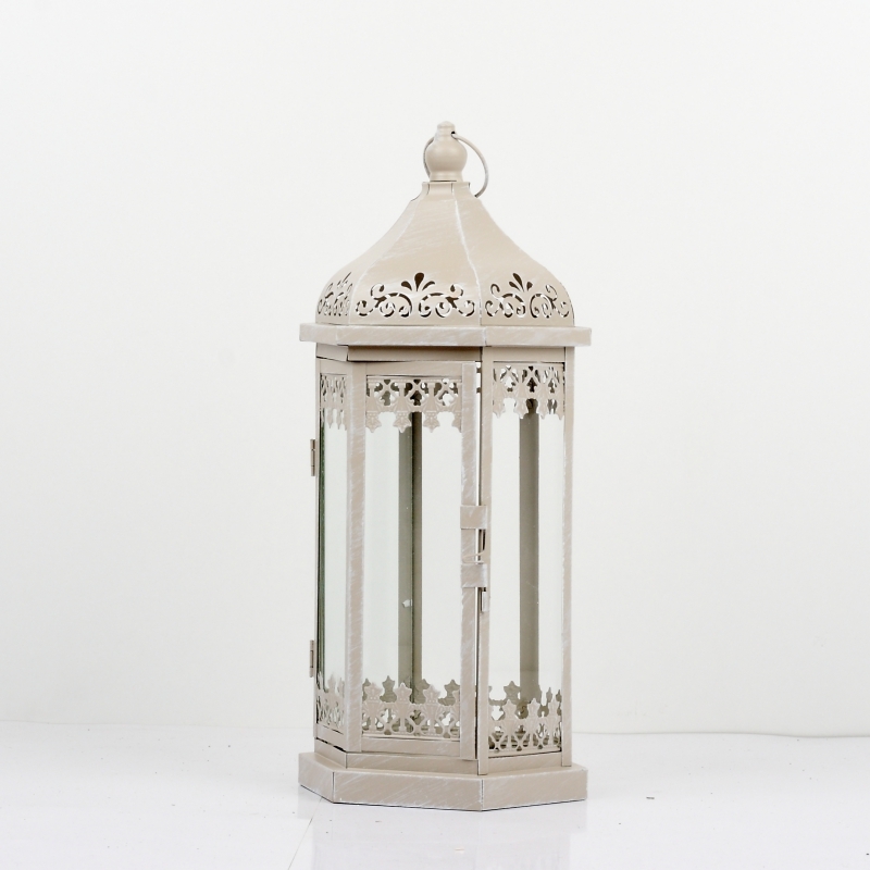 Kovová lampáš s patinou zdobená 46cm - rozbité sklo