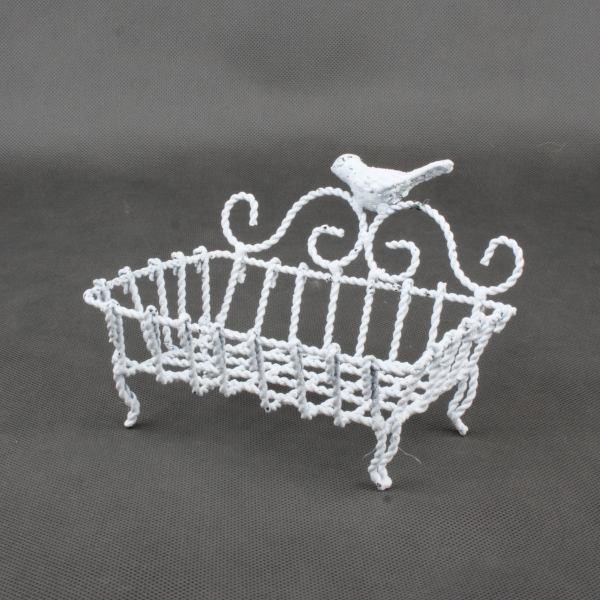 Kovová mydelnička biela s vtáčikom 14x11x10,5cm