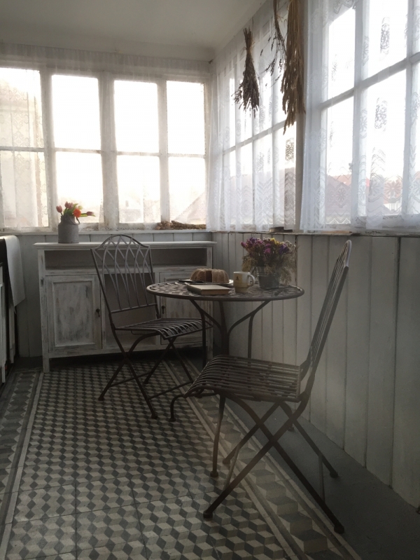 Kovová záhradná stolička Romantic 45x54,3x91,8cm