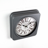 Kovové hodiny retro 35x35cm