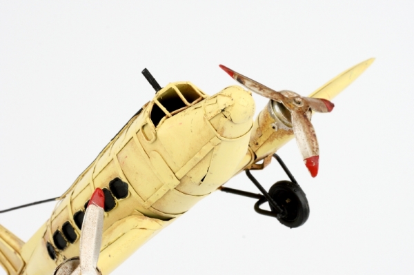 Kovové lietadlo krémové 41cm