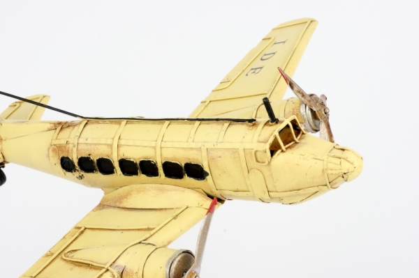 Kovové lietadlo krémové 41cm